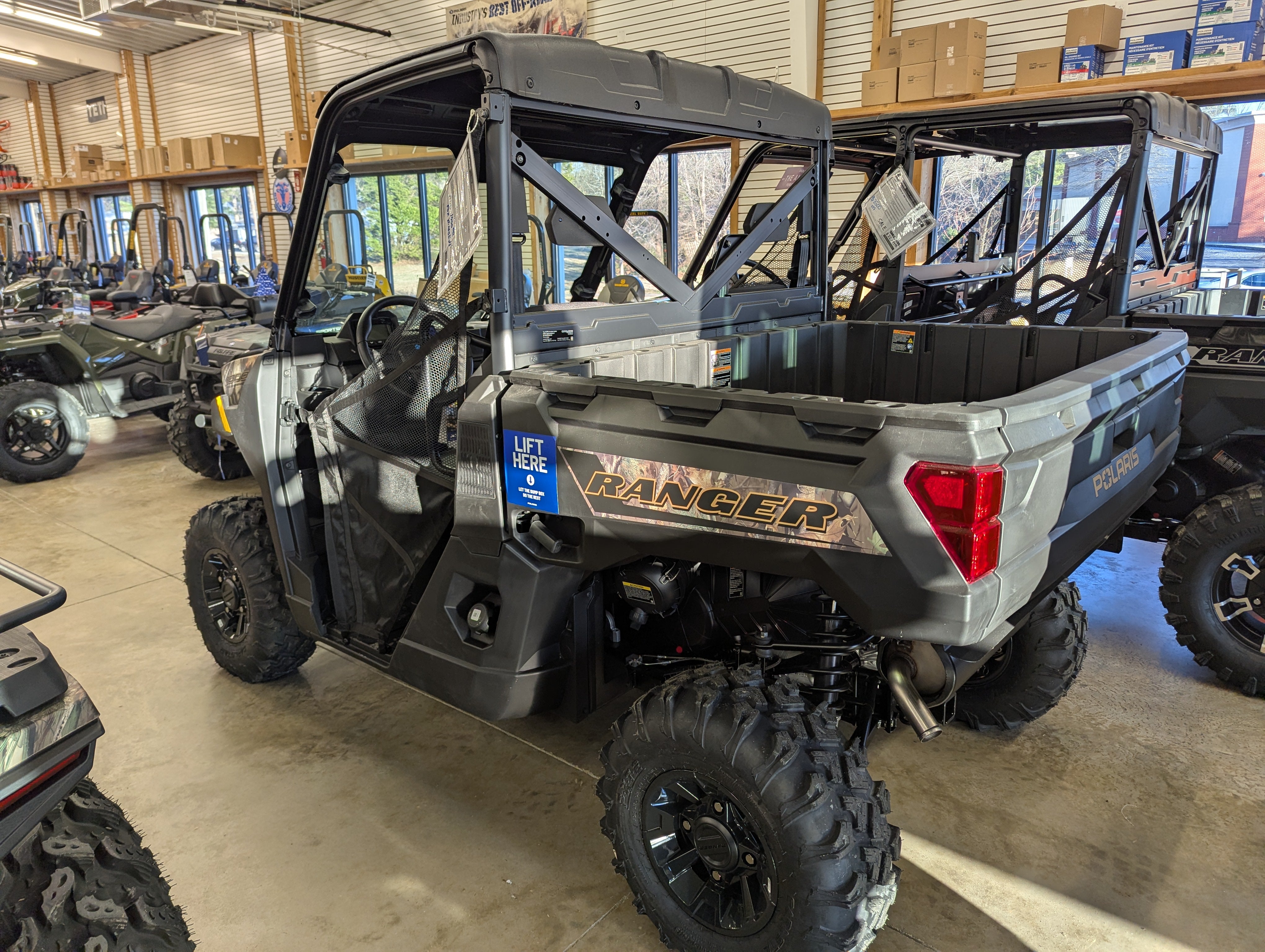 2026 Polaris RANGER 1000 Premium – RANGER Series | ProStar® 1000 Engine | Polaris Pursuit® Camo