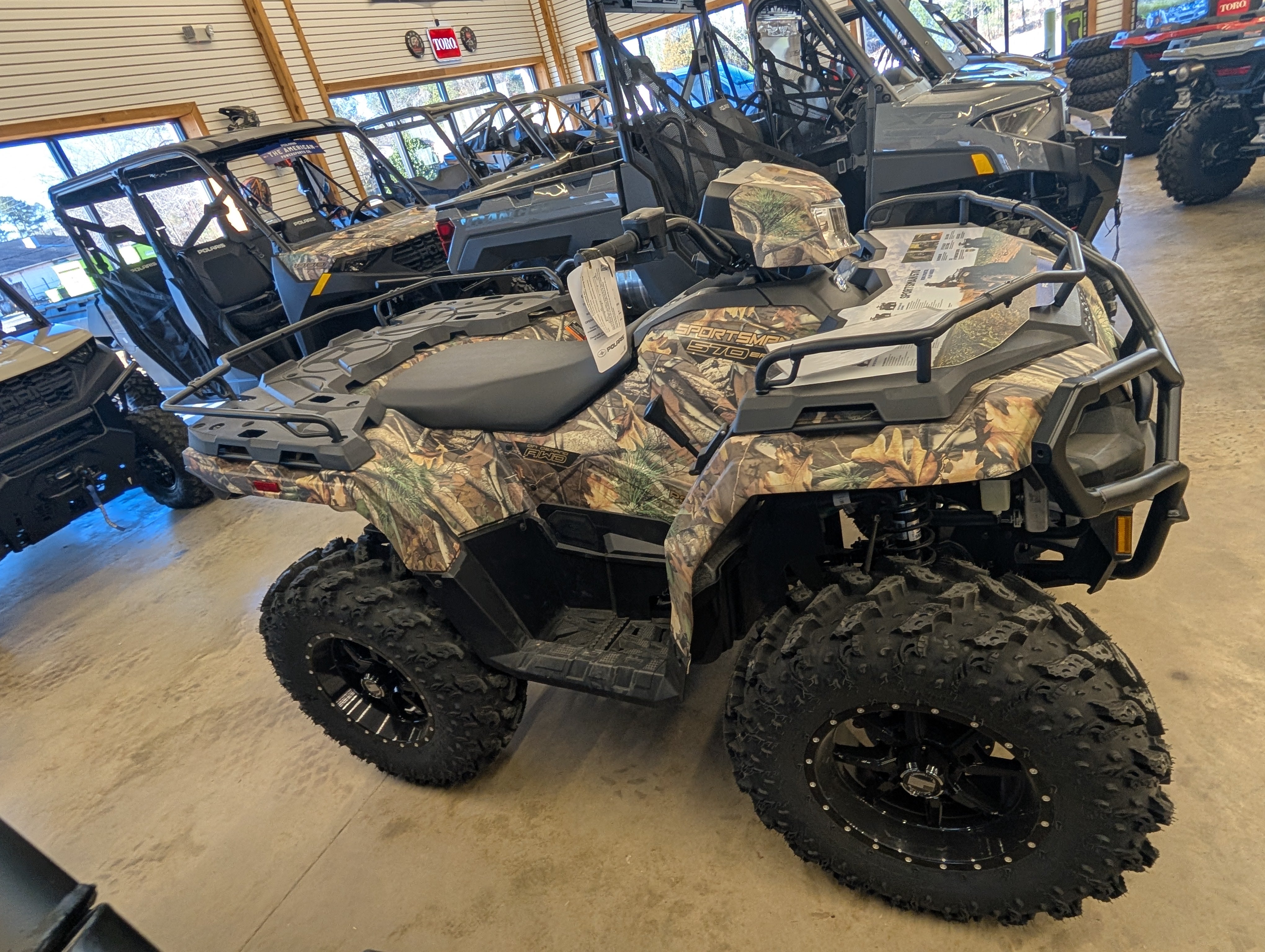 2025 Polaris Sportsman 570 EPS – 570 Series | 567cc ProStar® Engine | Polaris Pursuit® Camo
