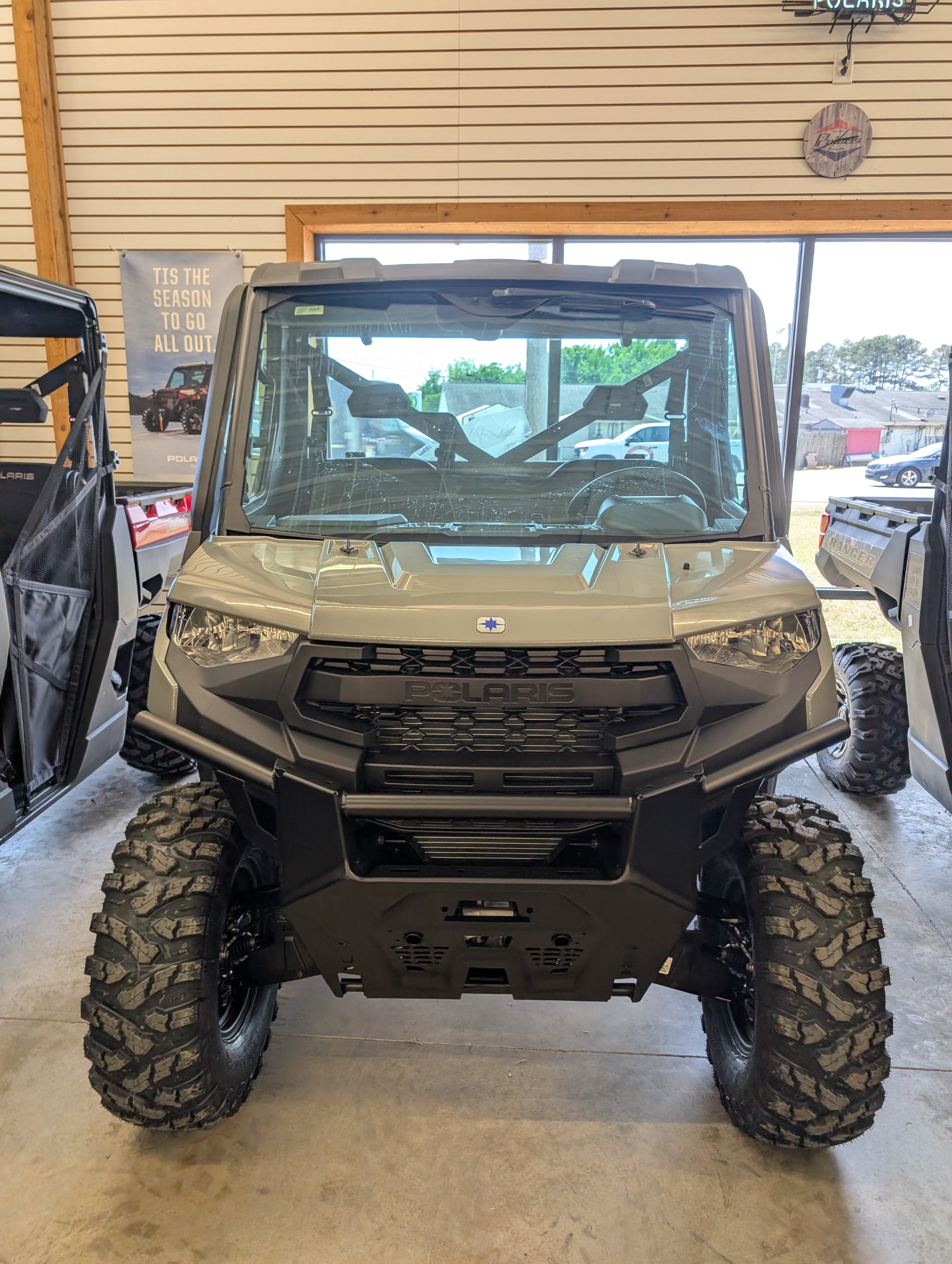 2027 RANGER XP 1000 CAB AVALANCHE GRAY