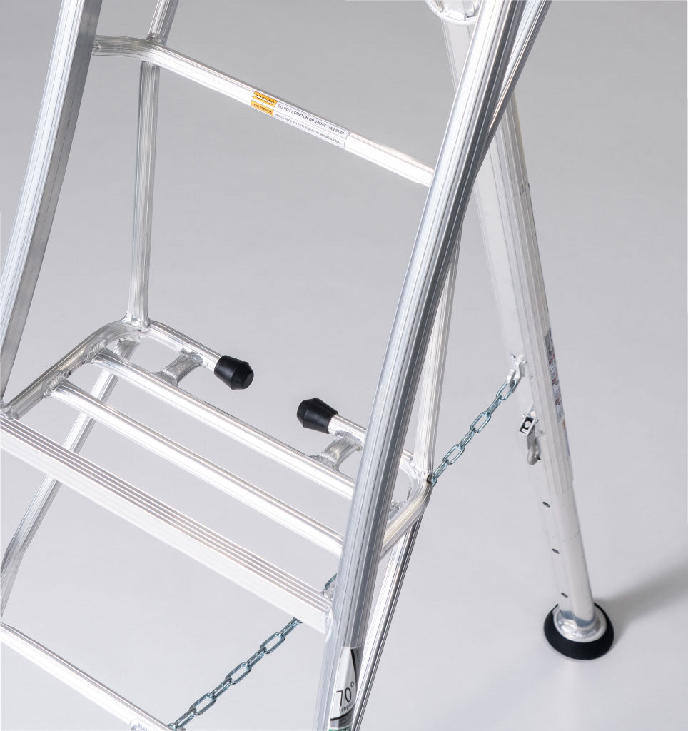 Hasegawa 10 Ft. Aluminum Tripod, Orchard Ladder w/ Platform (GSU-10AS)