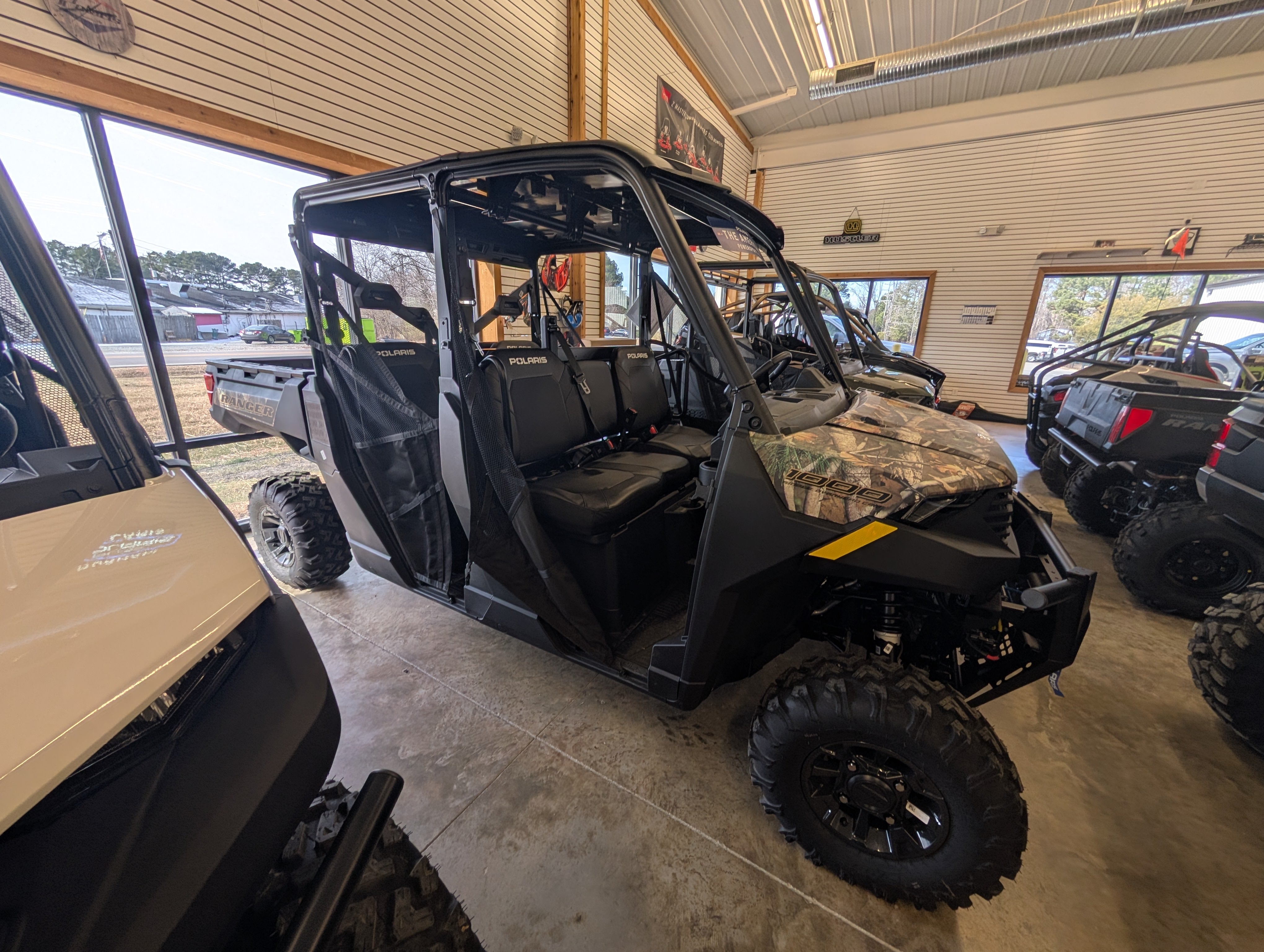 2026 Polaris RANGER CREW 1000 Premium – RANGER Series | ProStar® 1000 Engine | Polaris Pursuit® Camo