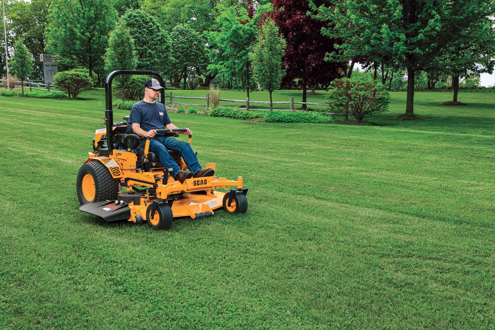 Scag Turf Tiger II 61" Commercial Zero-Turn Mower - 38hp Kohler EFI Engine